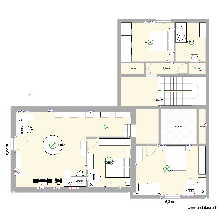 maison. Plan de 11 pièces et 135 m2
