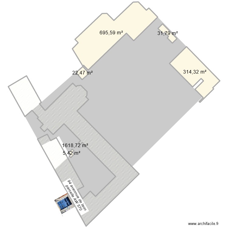 remplacement porte 94 av de laon 51100 Reims. Plan de 6 pièces et 2688 m2