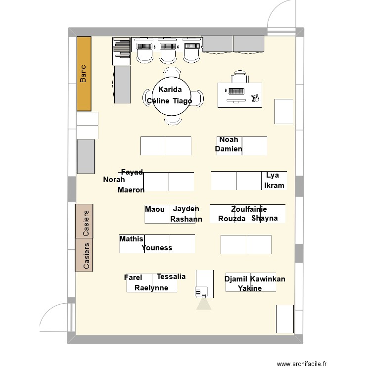Classe P4 - Groupe de 3 HOMOGENE. Plan de 1 pièce et 65 m2