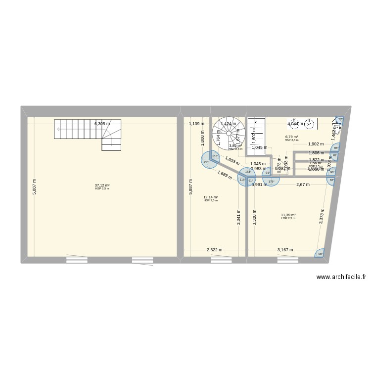 rz de chaussée. Plan de 6 pièces et 73 m2