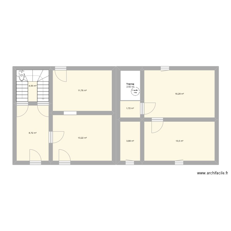 Location Favrie. Plan de 9 pièces et 77 m2