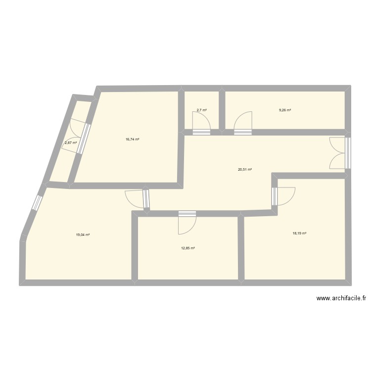 Actuel. Plan de 8 pièces et 102 m2