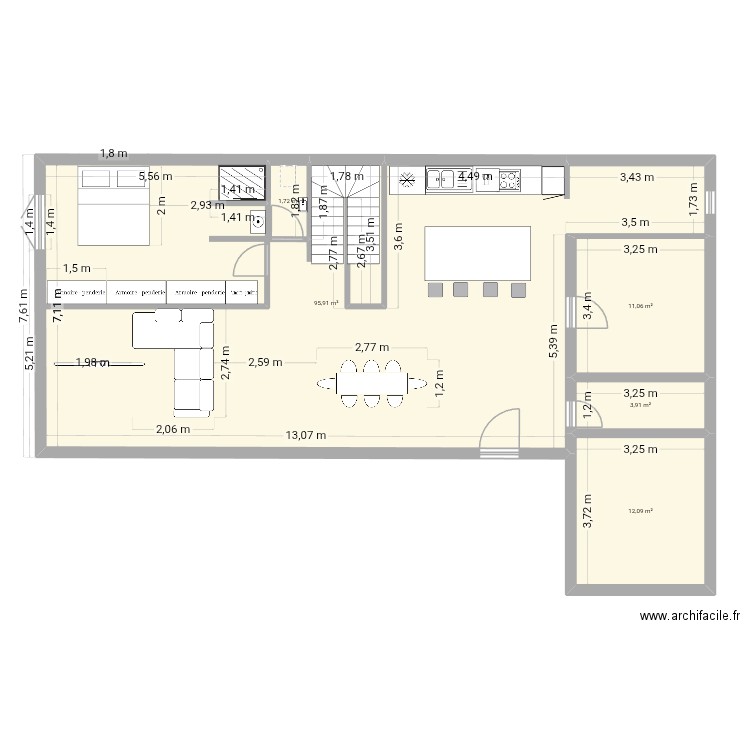 Ppo. Plan de 11 pièces et 212 m2