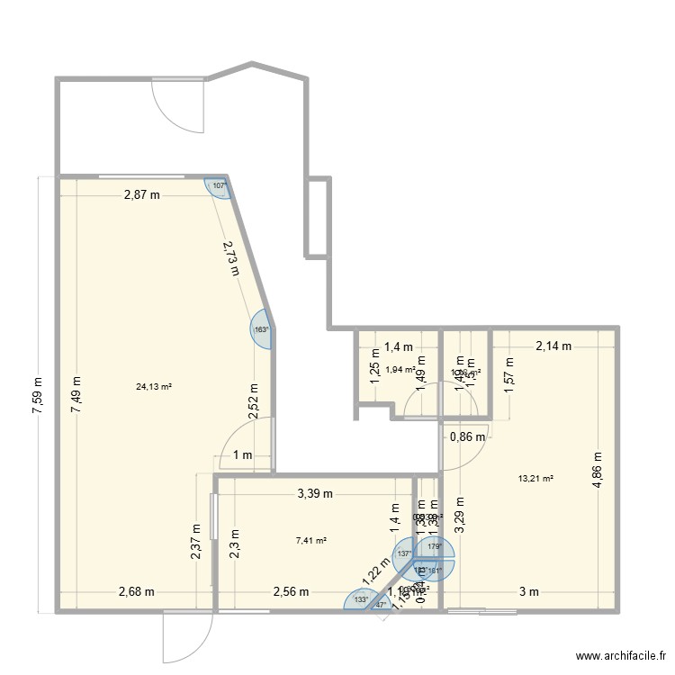 cabinet Salle 2 identique. Plan de 7 pièces et 49 m2