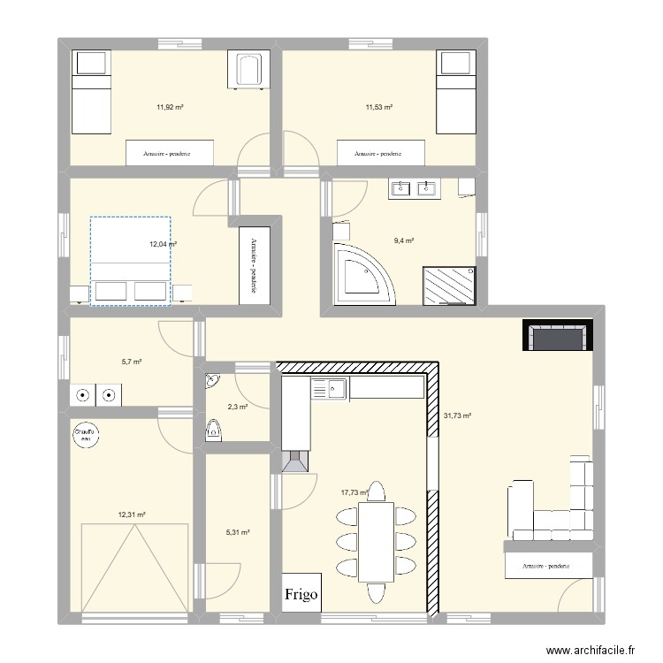Plan en L. Plan de 10 pièces et 120 m2