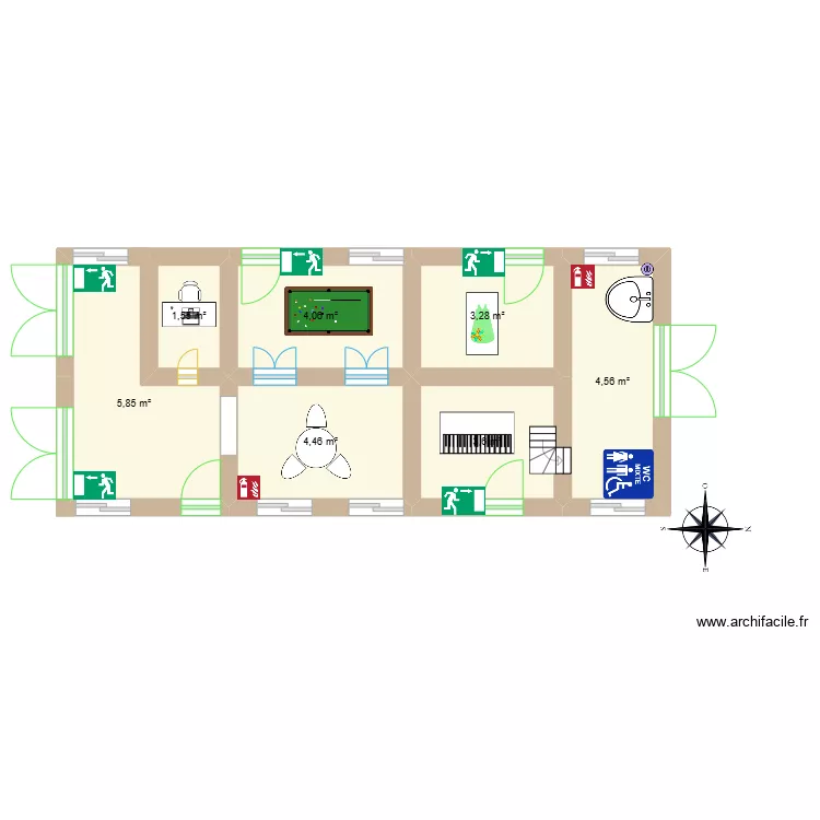 Salle ad&eacute;laide transform&eacute; en cr&egrave;che. Plan de 