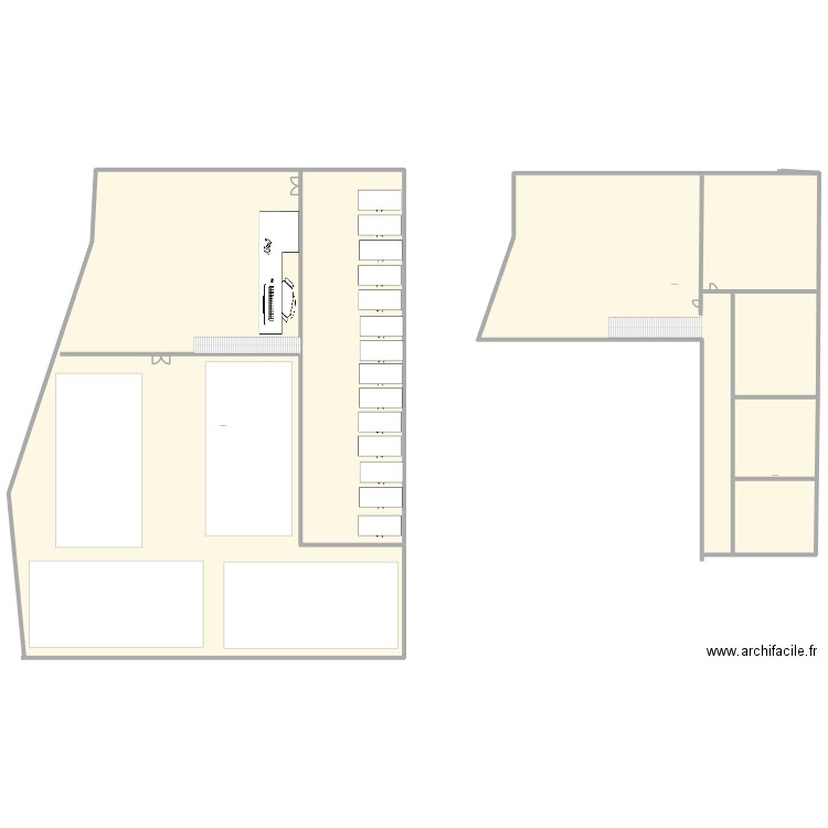 padel. Plan de 3 pièces et -1000 m2