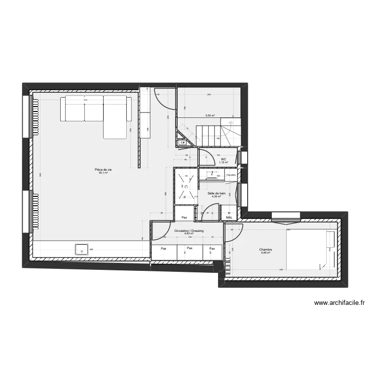 PETIT. Plan de 19  et 126 m²