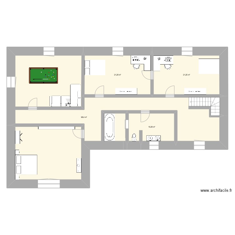 etage. Plan de 4 pièces et 151 m2