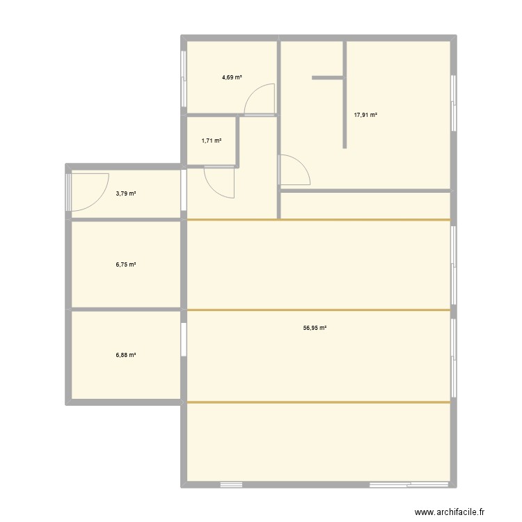 rdc. Plan de 7 pièces et 99 m2