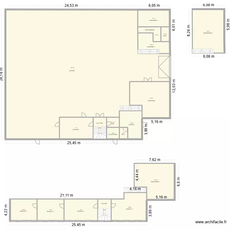 CB2. Plan de 19  et 876 m²