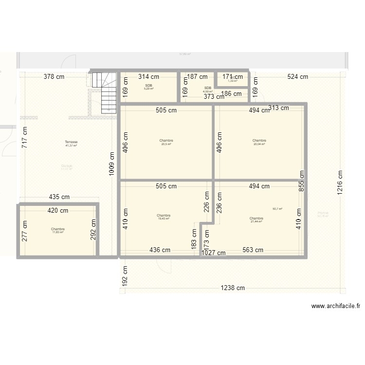 cb 2nv. Plan de 23 pièces et 472 m2