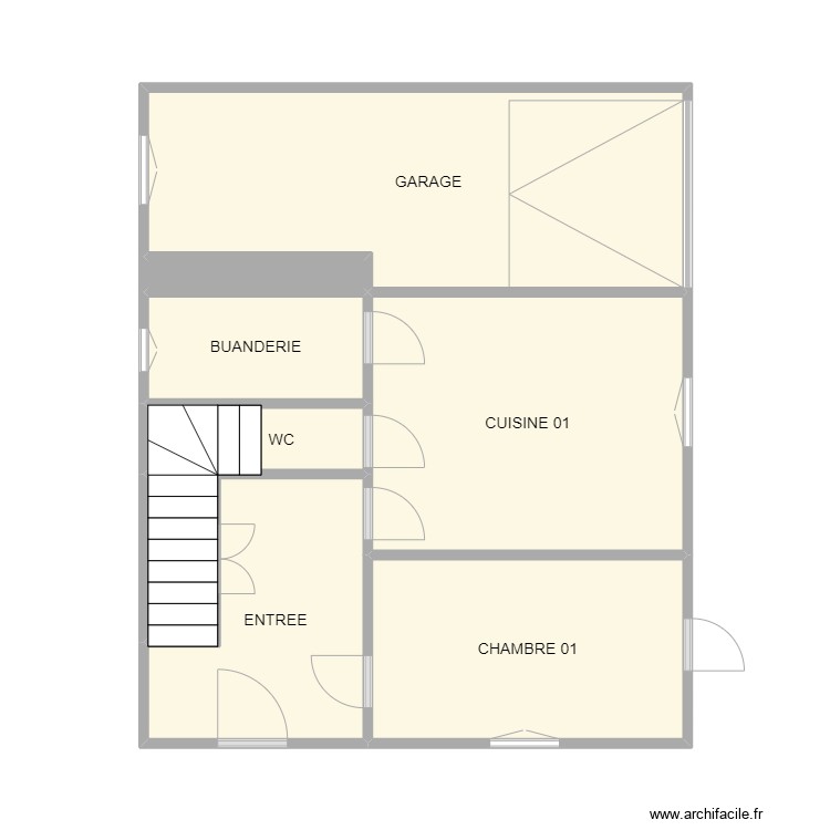 VAUVERT RDC REINE. Plan de 8 pièces et 43 m2