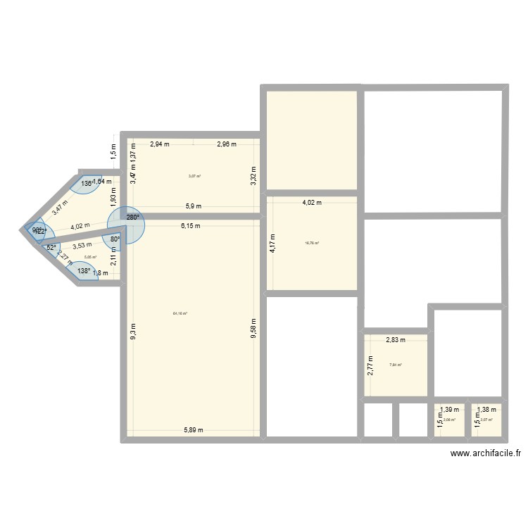 poste de secours existant. Plan de 7 pièces et 117 m2