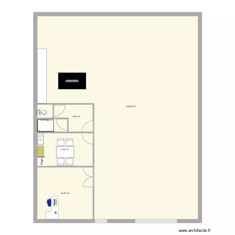 Bâtiment. Plan de 5 et 164 m² Bâtiment. Plan de 5 et 164 m²