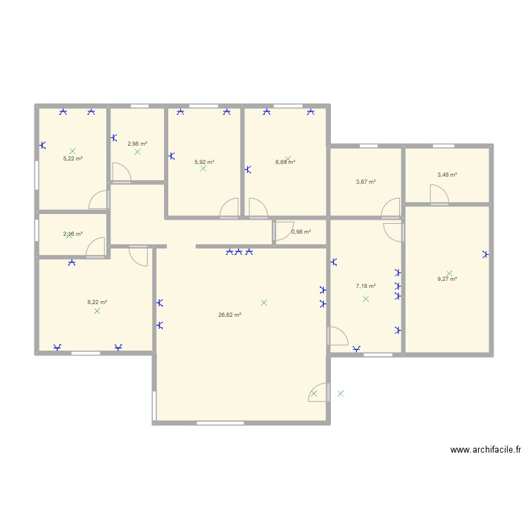 td11. Plan de 12 pièces et 82 m2