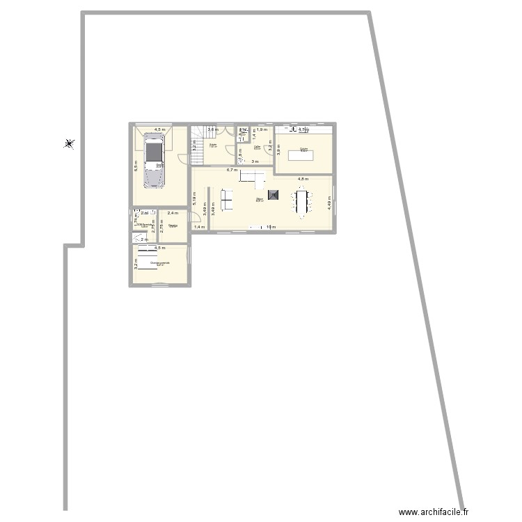 Plan maison. Plan de 16 pièces et 218 m2