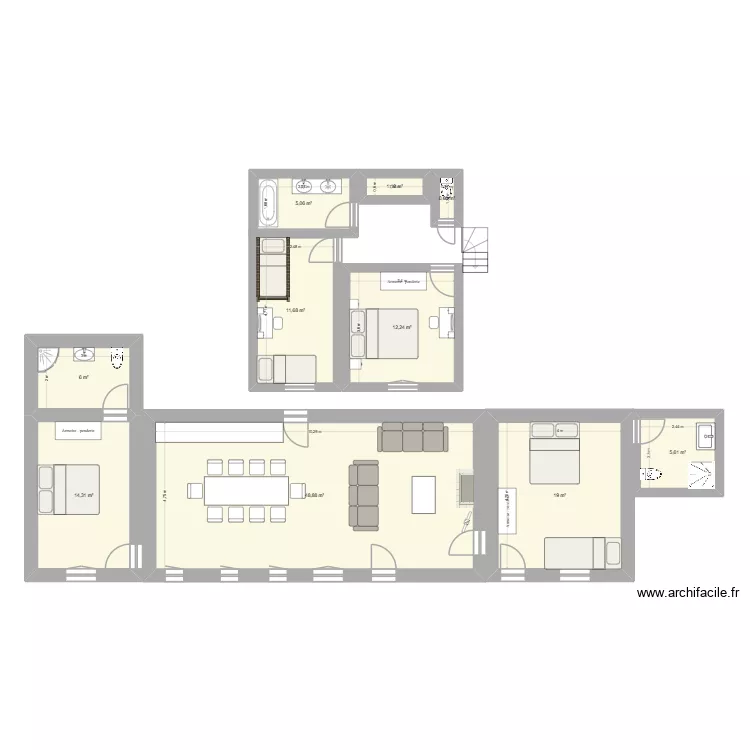 le Luc. Plan de 10 Pièces et 125 m²