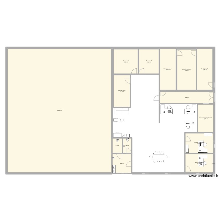 local CEI intervention. Plan de 15 pièces et 444 m2