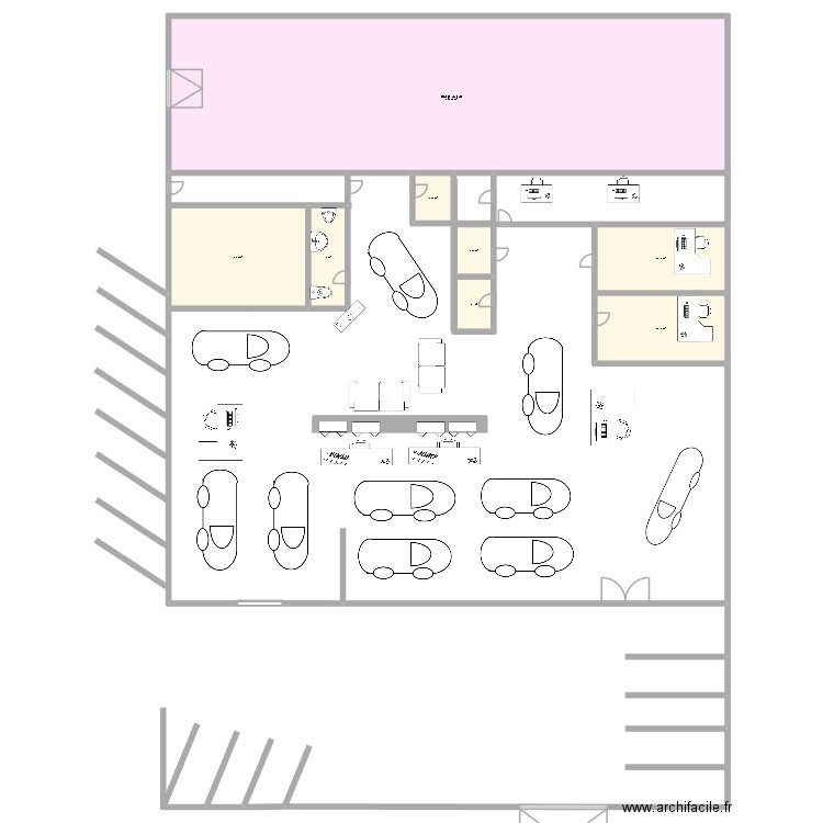concession volvo. Plan de 8 pièces et 493 m2