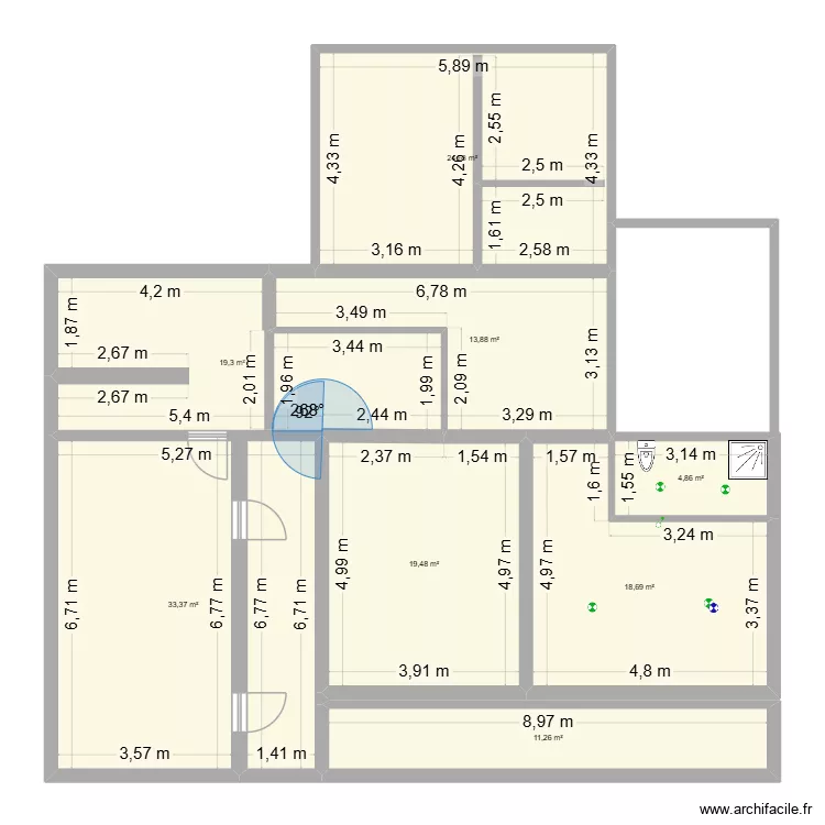 local hammam. Plan de 8  et 145 m²