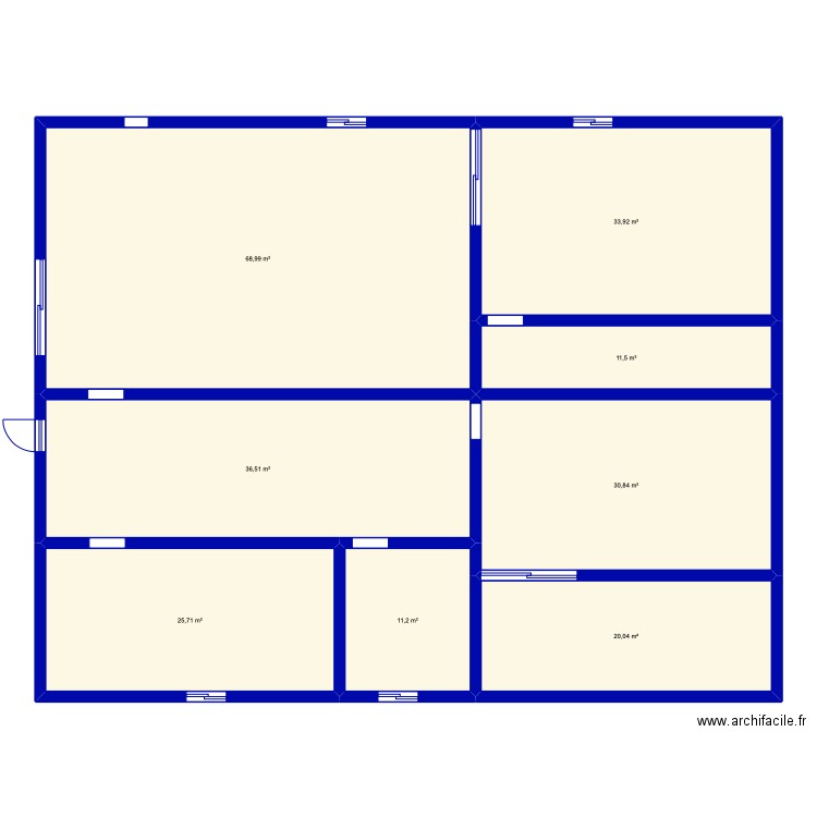 projet. Plan de 8 pièces et 239 m2