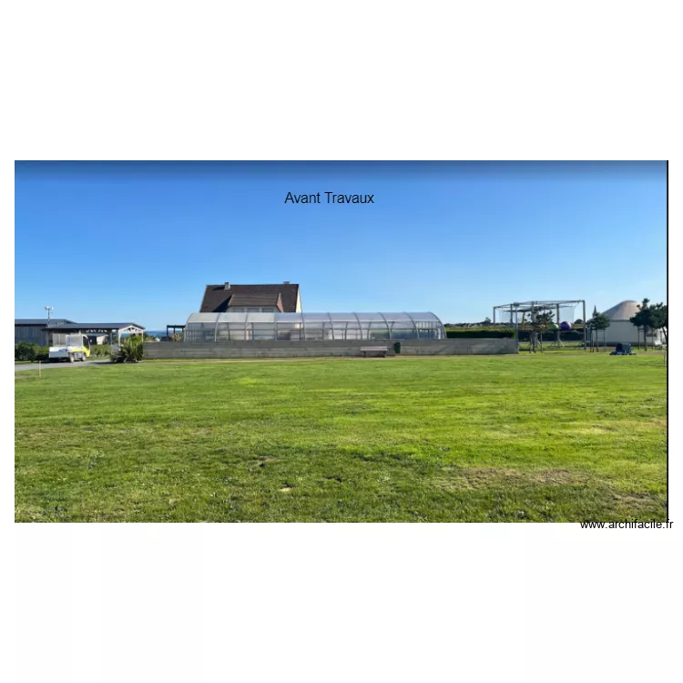 Extension de piscine - avant travaux. Plan de 