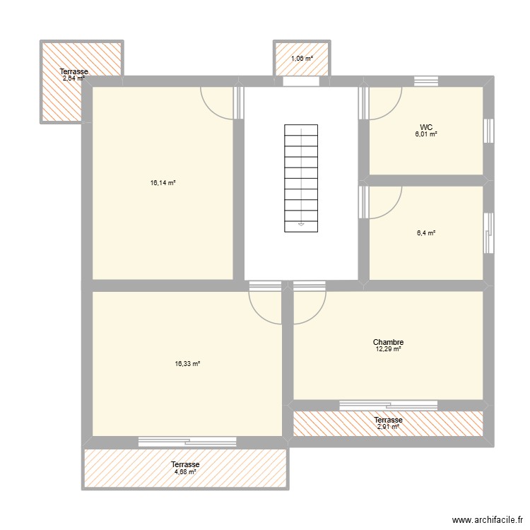 Etage. Plan de 9 pièces et 68 m2
