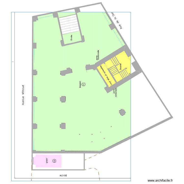 entre sol. Plan de 0 pièce et 0 m2