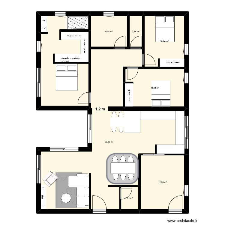 OI3. Plan de 8 pièces et 128 m2