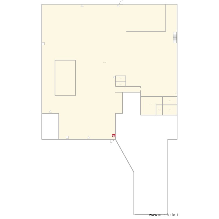garage chiusolo. Plan de 7 pièces et 905 m2