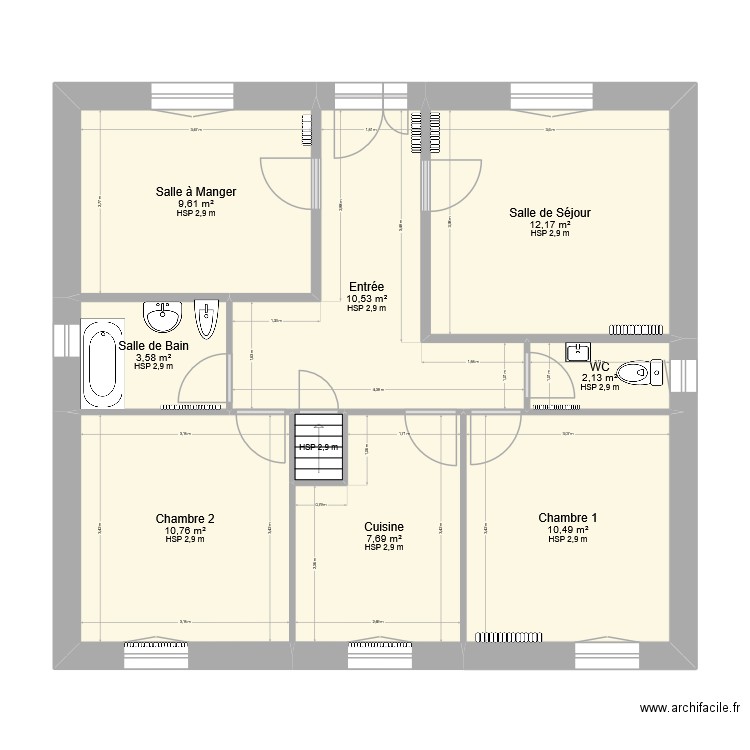 Plan maison. Plan de 9 pièces et 68 m2