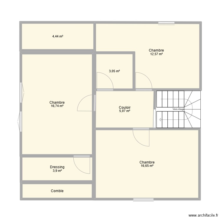 Etage. Plan de 0 pièce et 0 m2