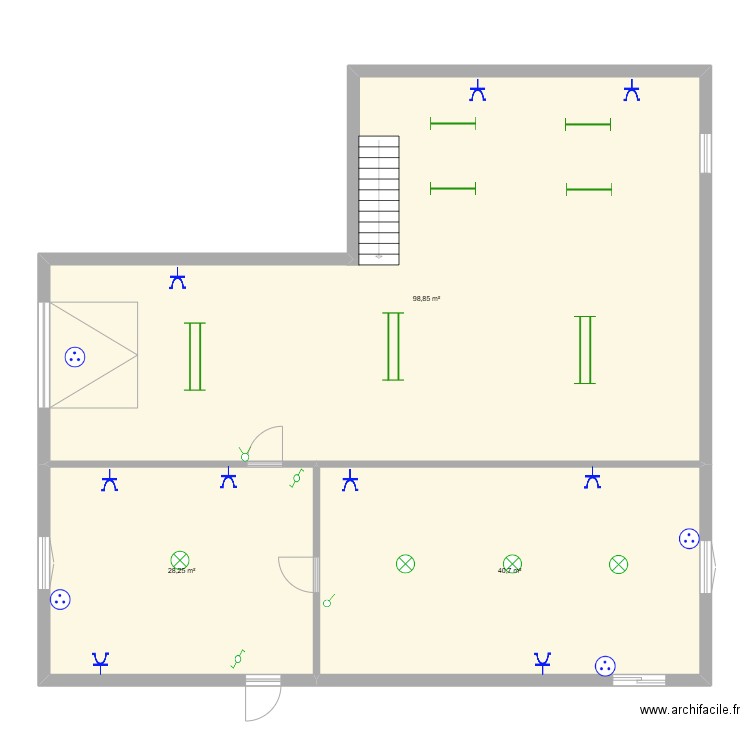 garage. Plan de 3 pièces et 168 m2