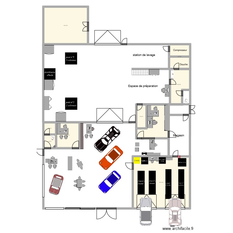 Nissan. Plan de 9 pièces et 164 m2