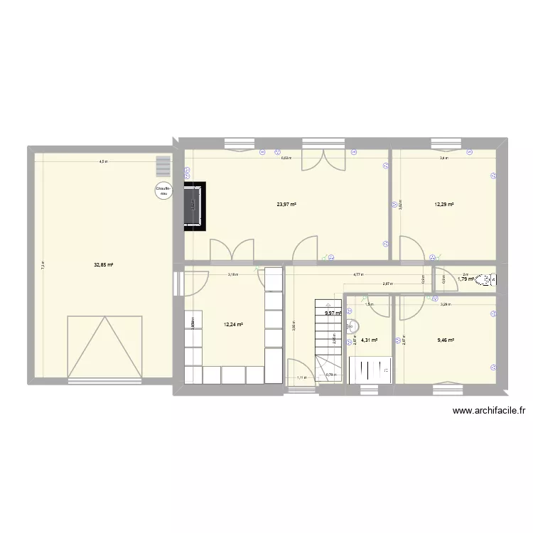 RDC PASQUI. Plan de 8  et 107 m²