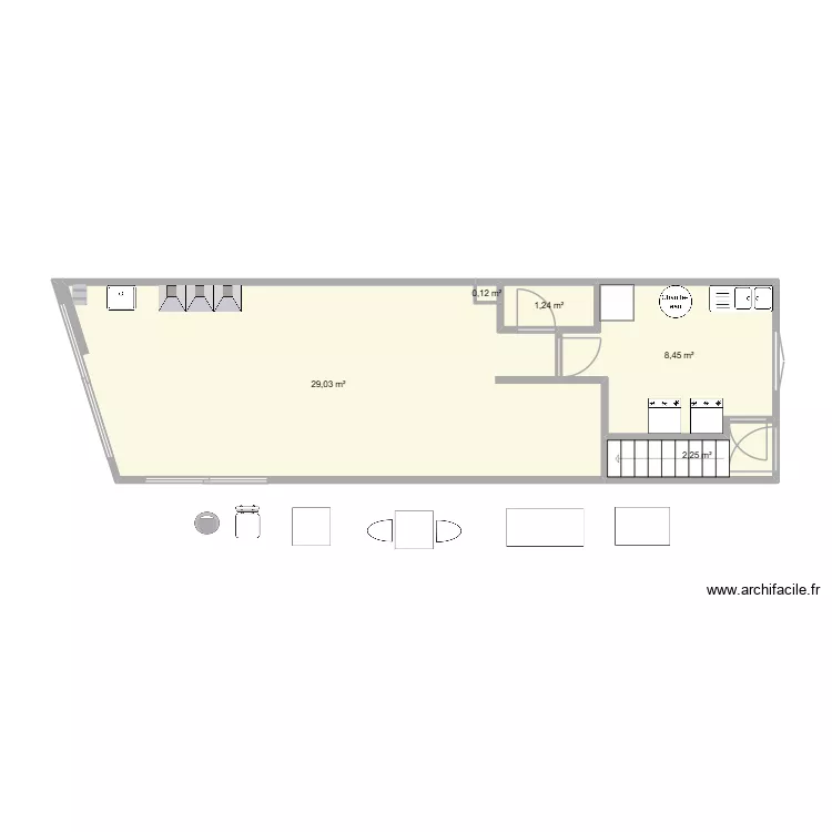 Local sans rien. Plan de 5  et 41 m²