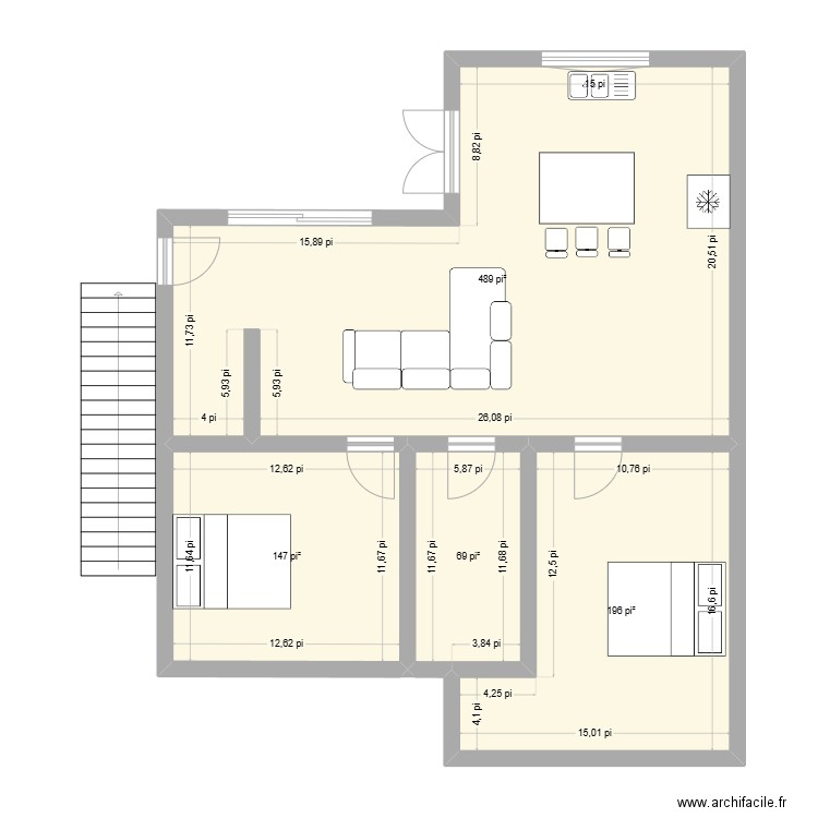 Loft. Plan de 4 pièces et 84 m2