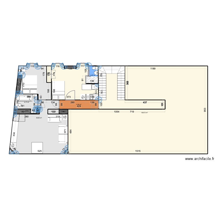 Studio2. Plan de 12 pièces et 200 m2