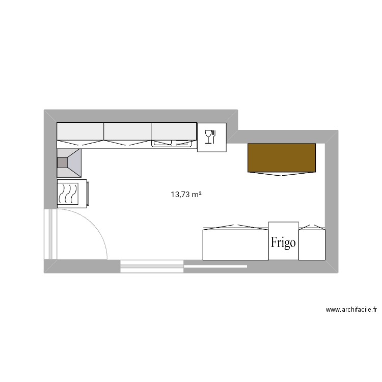Cuisine de mamie. Plan de 1 pièce et 14 m2