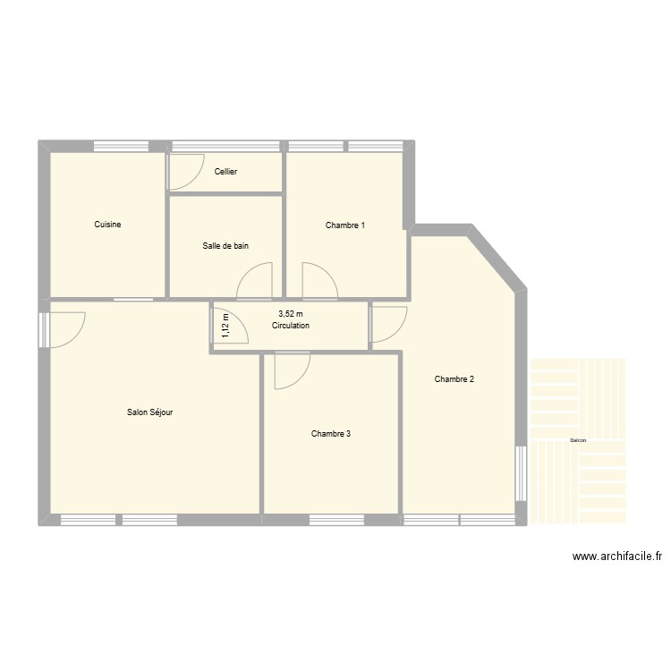 Aït Seddik. Plan de 8 pièces et 78 m2
