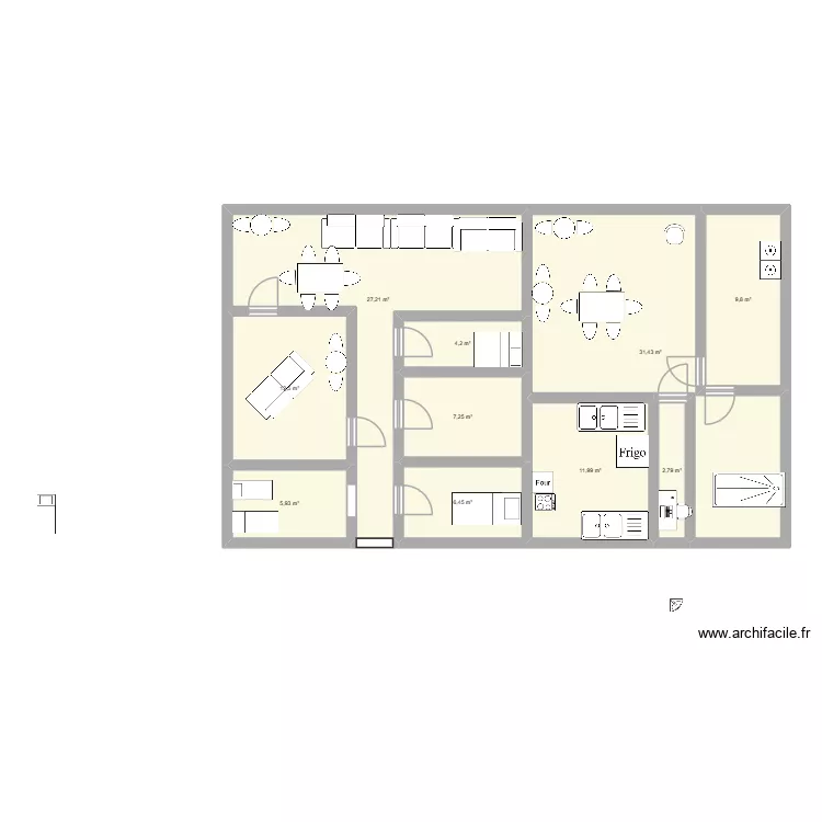 poterie. Plan de 10 pièces et 120 m²