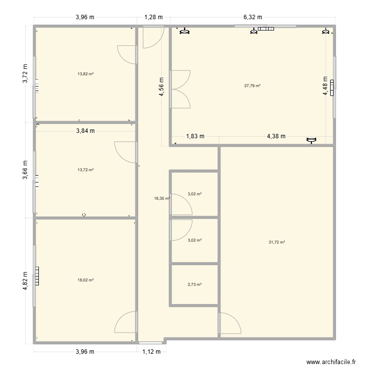 Bureaux_Offset. Plan de 9 pièces et 132 m2