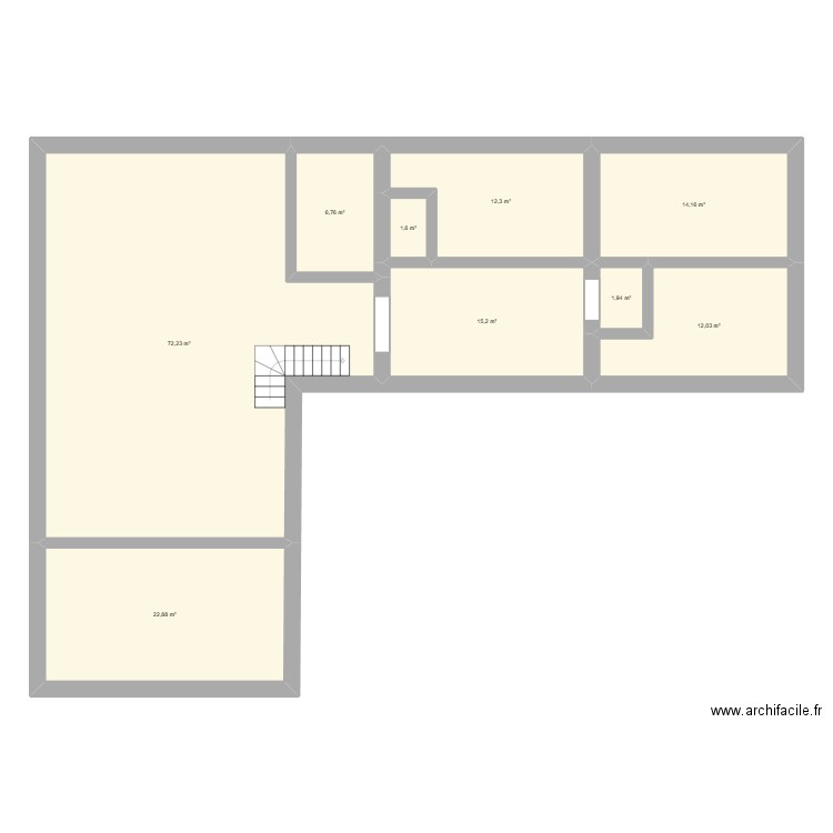 Etage maison. Plan de 9 pièces et 159 m2