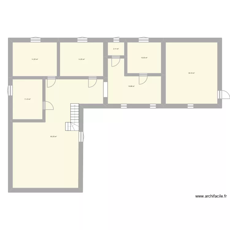 Etage maison. Plan de 8  et 159 m²