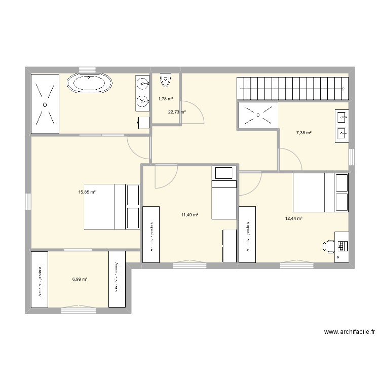 Chambre. Plan de 7 pièces et 79 m2