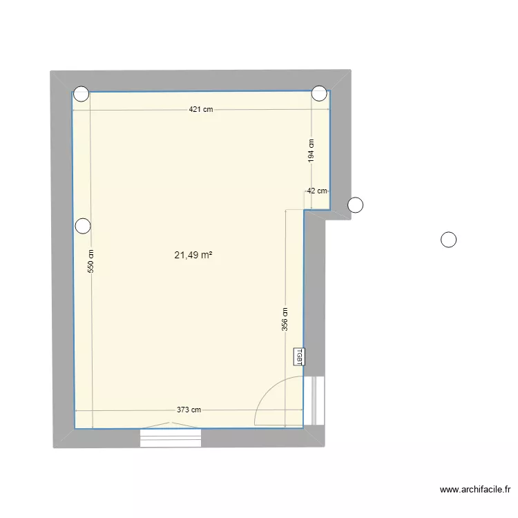 studio isol&eacute; nu. Plan de 