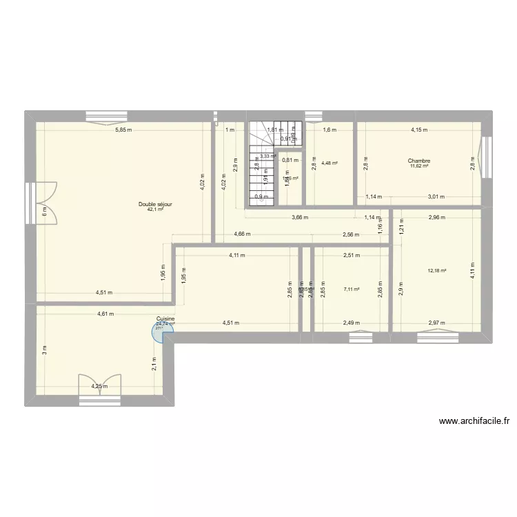 Maison &agrave; refaire. Plan de 9  et 108 m²