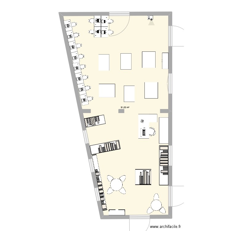 CDI. Plan de 1 pièce et 91 m2