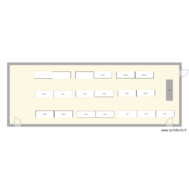 Espace associatif. Plan de 1 pièce et 140 m2
